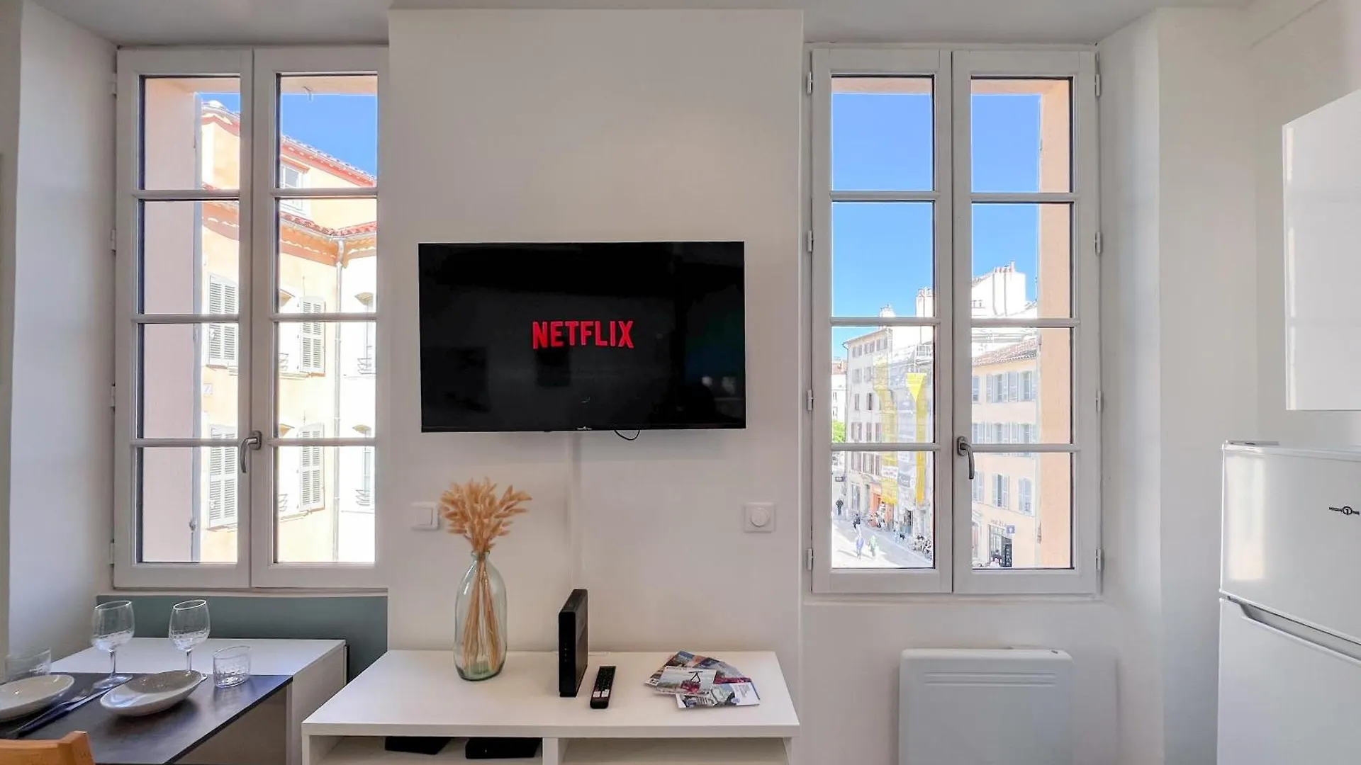 Studio Vue Sur Les Halles De Toulon 2 Couchages